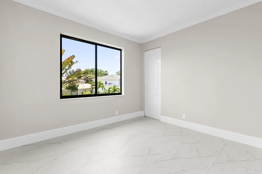 1324 Beacon Circle Wellington FL 33414