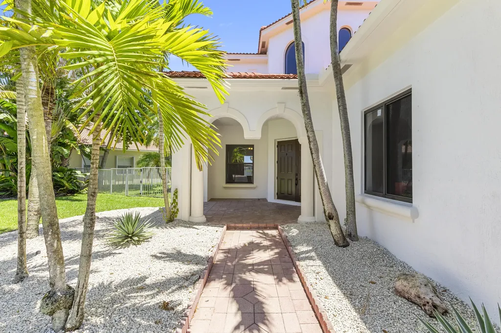 1324 Beacon Circle Wellington FL 33414