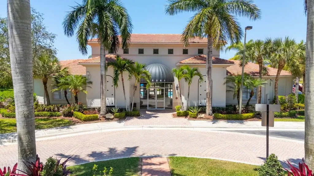 1324 Beacon Circle Wellington FL 33414