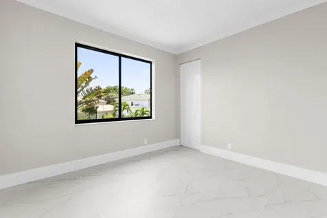 1324 Beacon Circle Wellington FL 33414