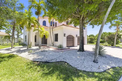 1324 Beacon Circle Wellington FL 33414