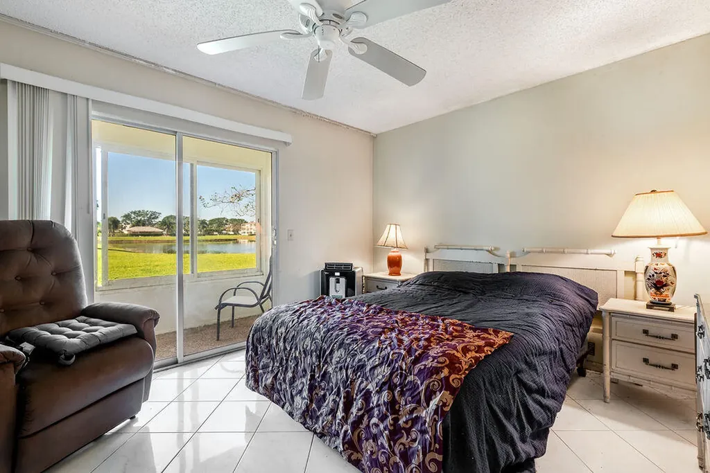 301 Preston H Boca Raton FL 33434