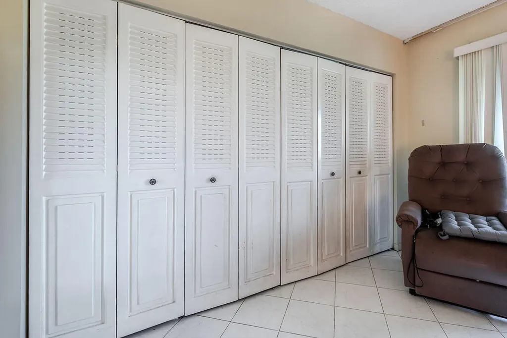 301 Preston H Boca Raton FL 33434