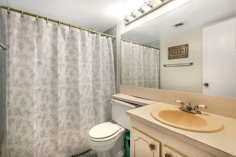 301 Preston H Boca Raton FL 33434