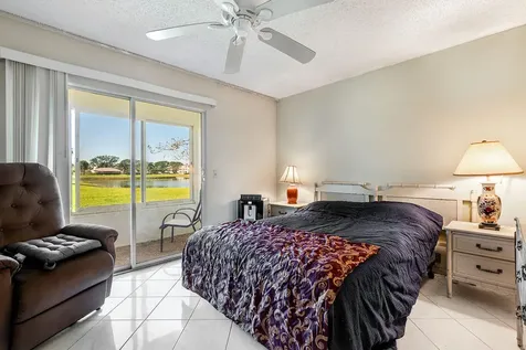 301 Preston H Boca Raton FL 33434