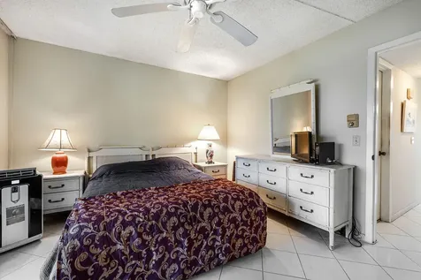 301 Preston H Boca Raton FL 33434