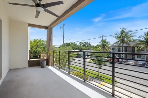 341 SW 16th Court Fort Lauderdale FL 33315