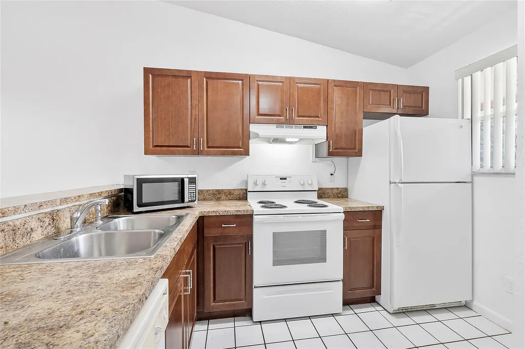 3562 NW 91st Lane Sunrise FL 33351