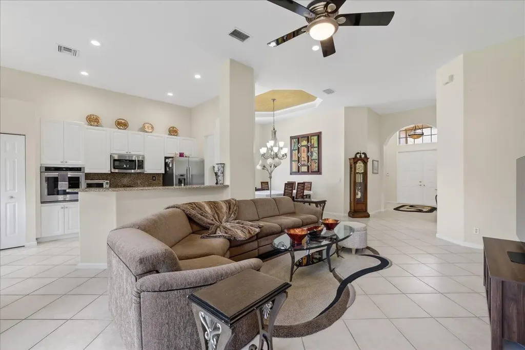 7196 Lorenzo Lane Delray Beach FL 33446
