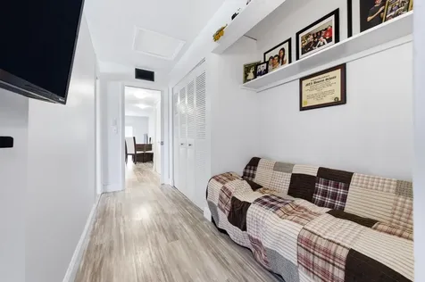 70 Bedford West Palm Beach FL 33417