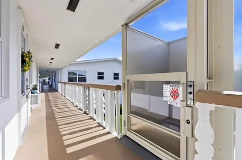 70 Bedford West Palm Beach FL 33417