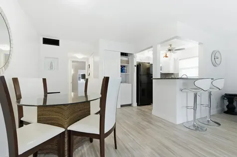 70 Bedford West Palm Beach FL 33417
