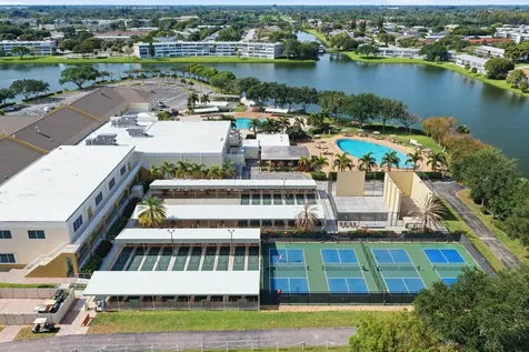 70 Bedford West Palm Beach FL 33417