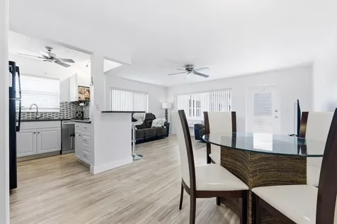 70 Bedford West Palm Beach FL 33417