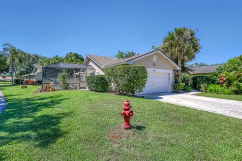 4201 Green Forest Way Boynton Beach FL 33436