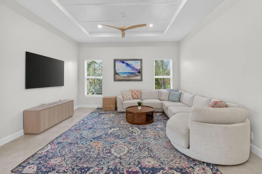 264 NW 45th Street Boca Raton FL 33431