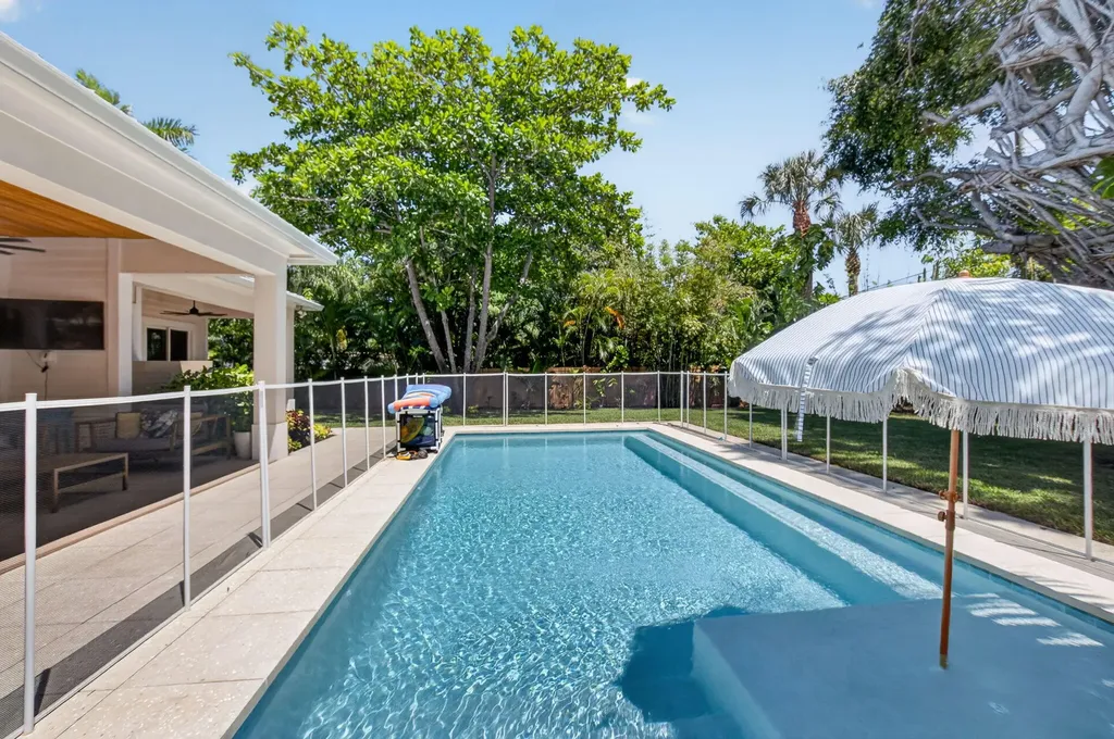 264 NW 45th Street Boca Raton FL 33431