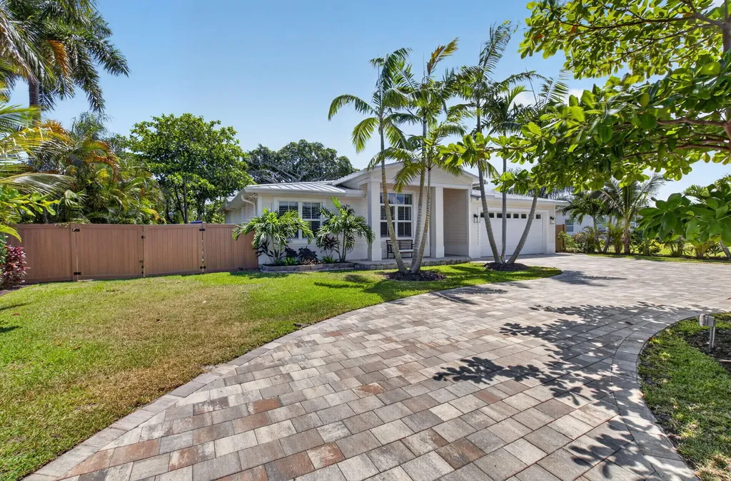 264 NW 45th Street Boca Raton FL 33431