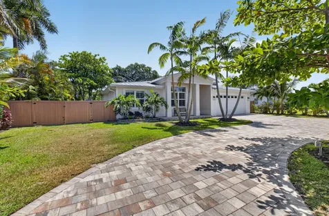 264 NW 45th Street Boca Raton FL 33431