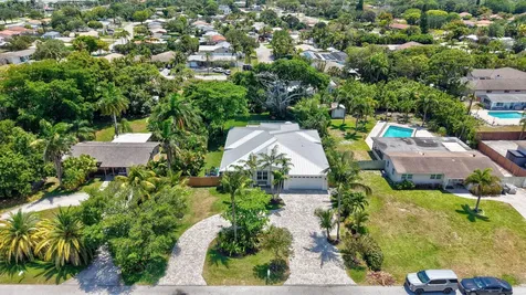 264 NW 45th Street Boca Raton FL 33431