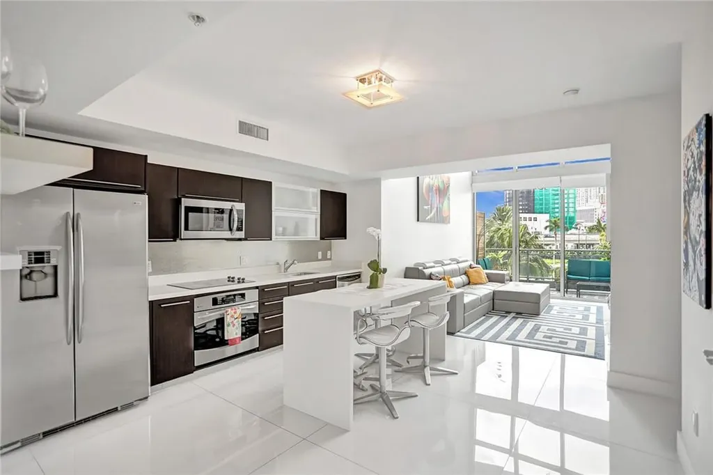 90 SW 3rd Street Miami FL 33130