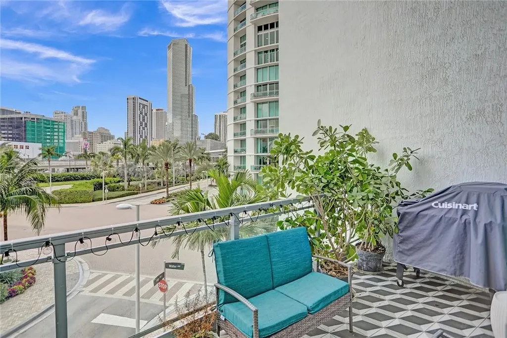90 SW 3rd Street Miami FL 33130