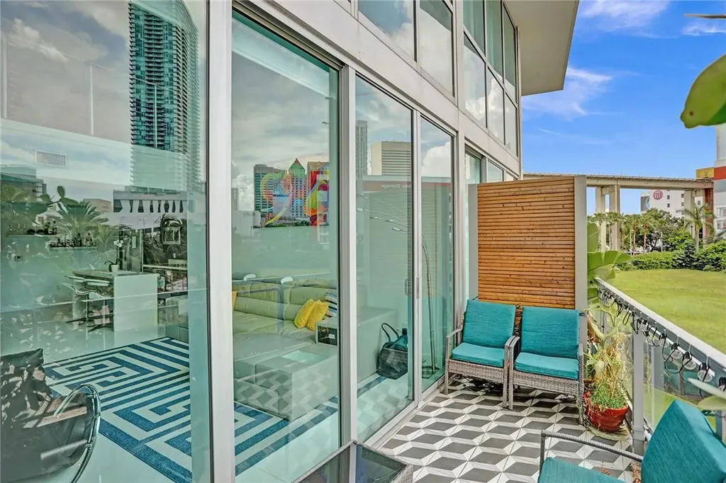 90 SW 3rd Street Miami FL 33130