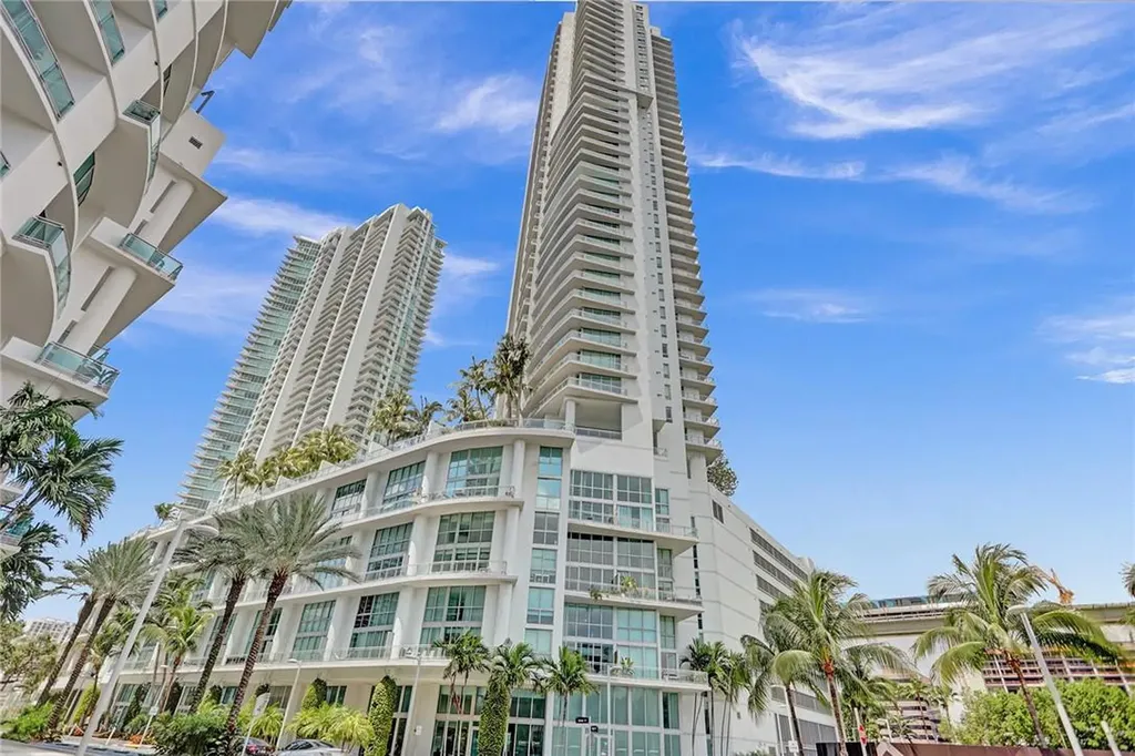 90 SW 3rd Street Miami FL 33130
