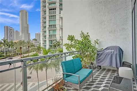 90 SW 3rd Street Miami FL 33130