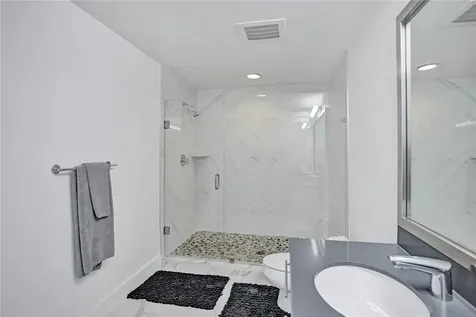 90 SW 3rd Street Miami FL 33130