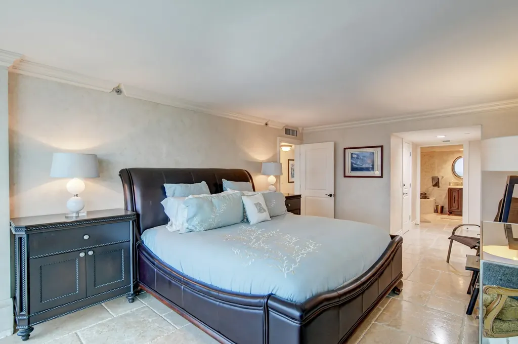 250 S Ocean Boulevard Boca Raton FL 33432