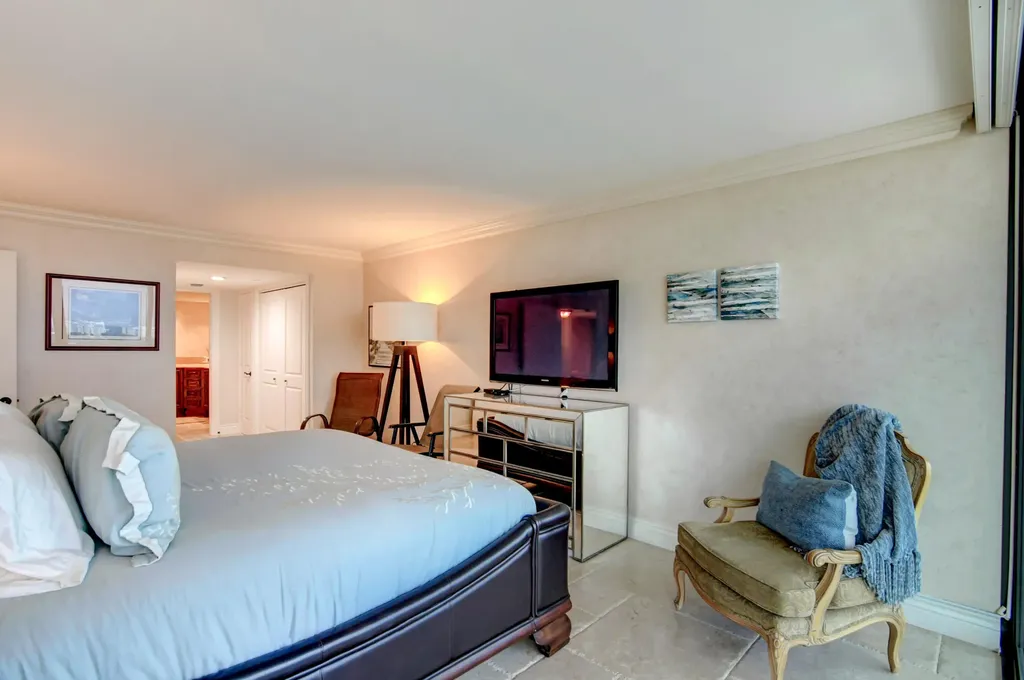 250 S Ocean Boulevard Boca Raton FL 33432