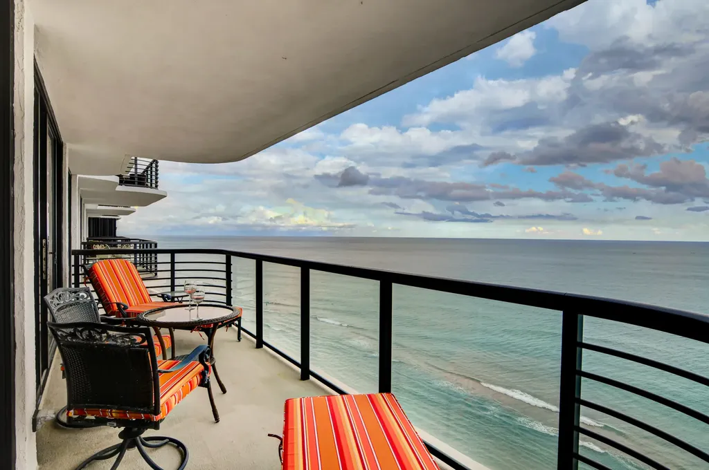 250 S Ocean Boulevard Boca Raton FL 33432