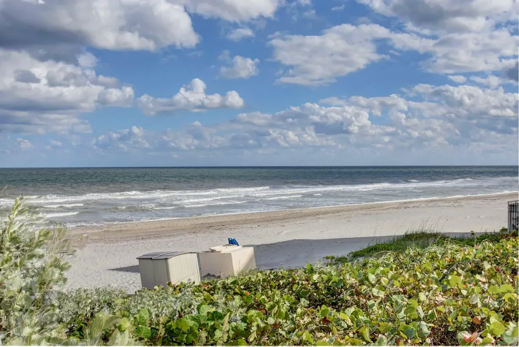 250 S Ocean Boulevard Boca Raton FL 33432