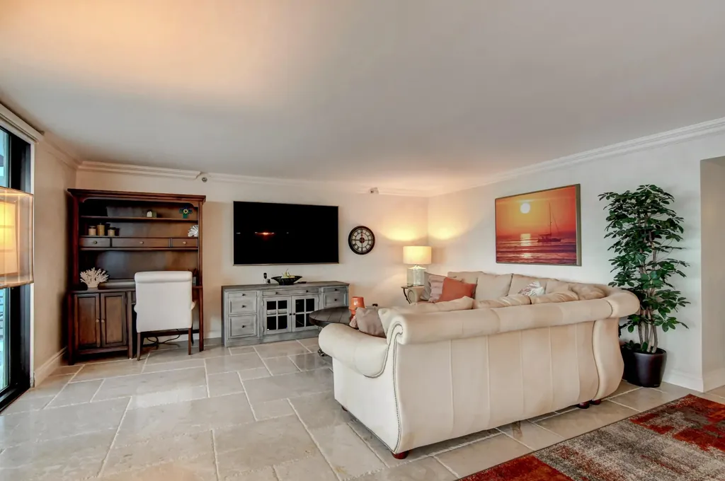 250 S Ocean Boulevard Boca Raton FL 33432