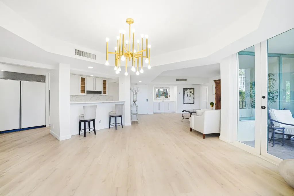 100 SE 5th Avenue Boca Raton FL 33432