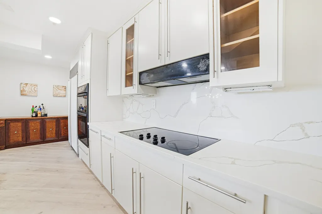 100 SE 5th Avenue Boca Raton FL 33432