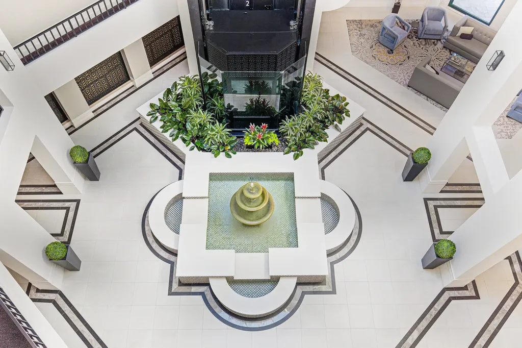 100 SE 5th Avenue Boca Raton FL 33432