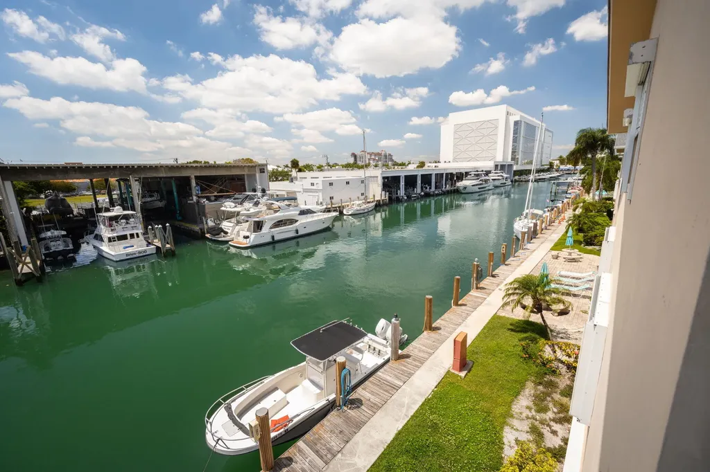 1510 SE 15th Street Fort Lauderdale FL 33316