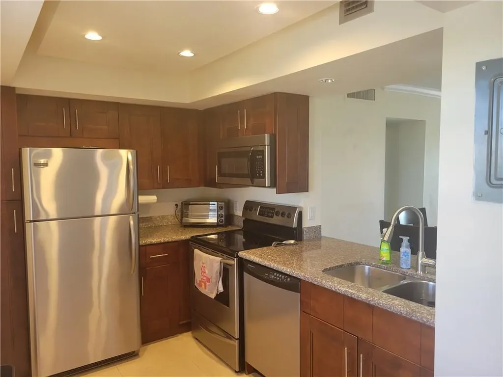 3050 N Palm Aire Drive Pompano Beach FL 33069