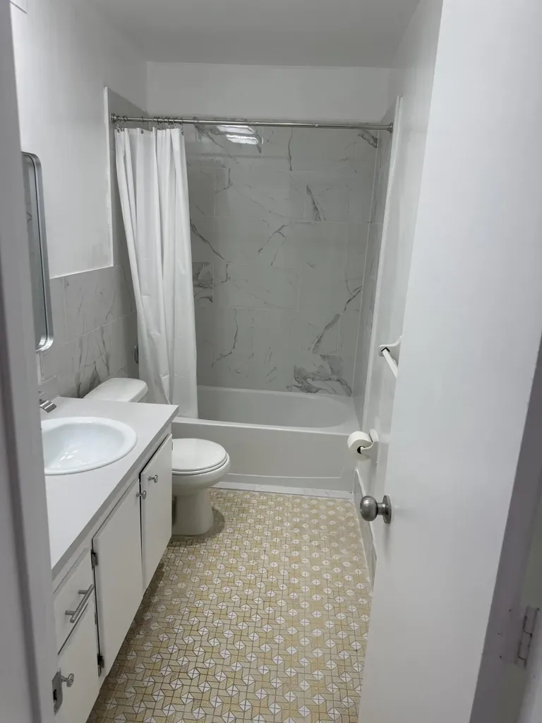 1400 NE 55th Street Fort Lauderdale FL 33334