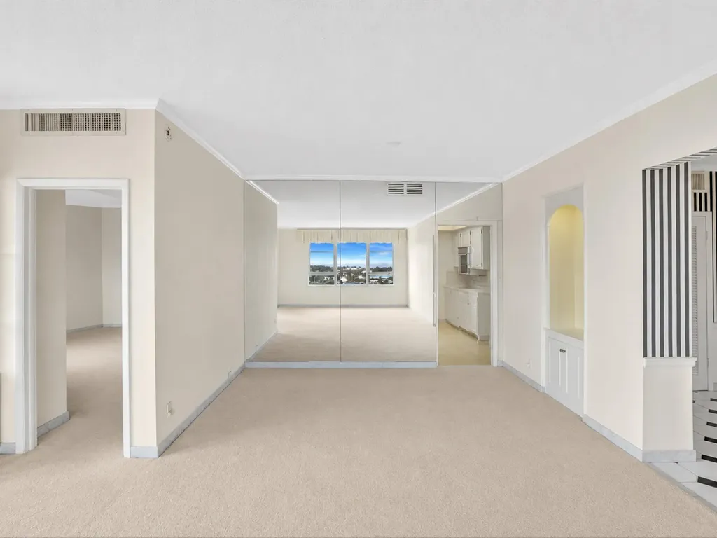 50 East Road Delray Beach FL 33483