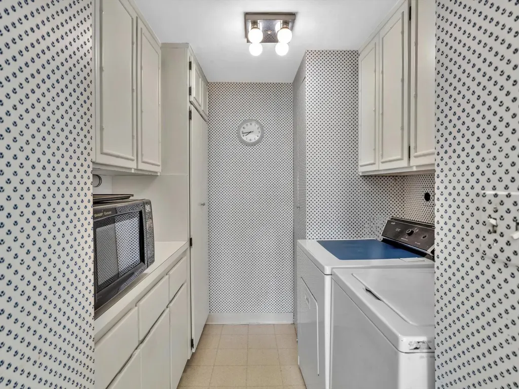 50 East Road Delray Beach FL 33483