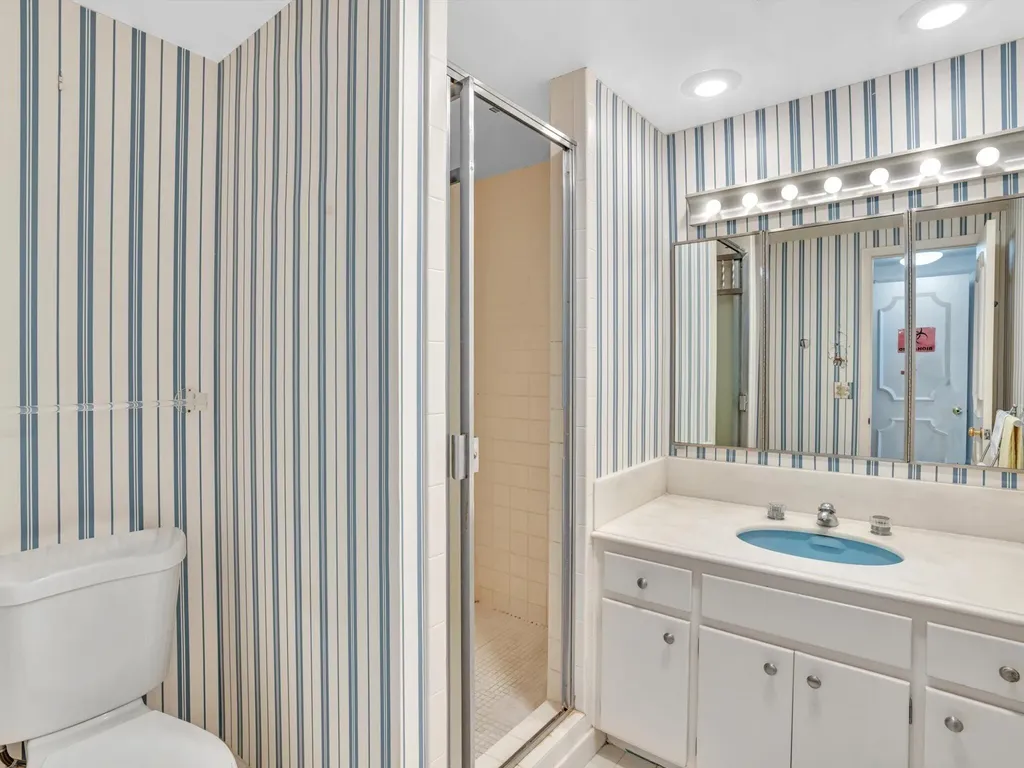 50 East Road Delray Beach FL 33483