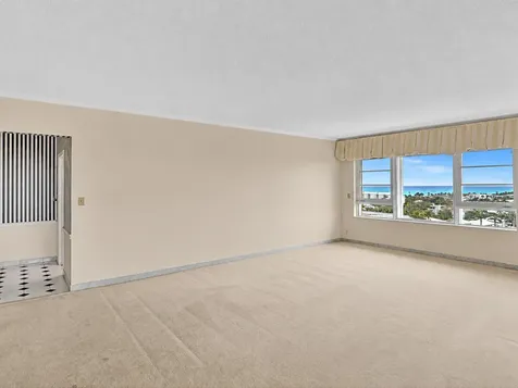50 East Road Delray Beach FL 33483