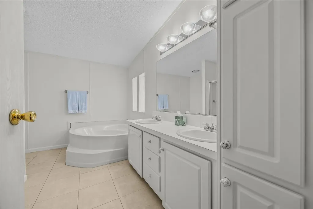 3800 Spatterdock Lane Port St Lucie FL 34952