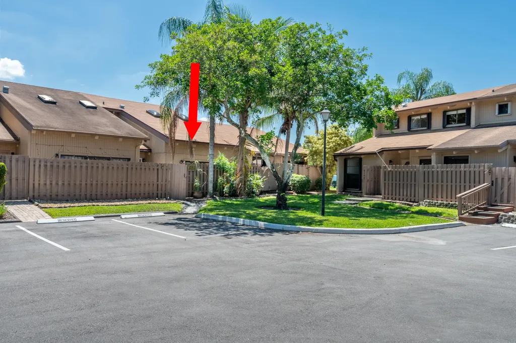 2132 SW 82nd Avenue Davie FL 33324