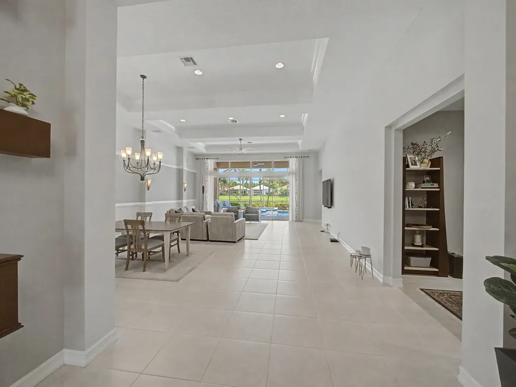 76 Laguna Drive Palm Beach Gardens FL 33418