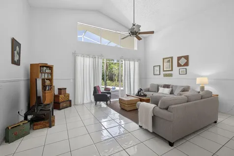 7595 Hollington Place Greenacres FL 33467