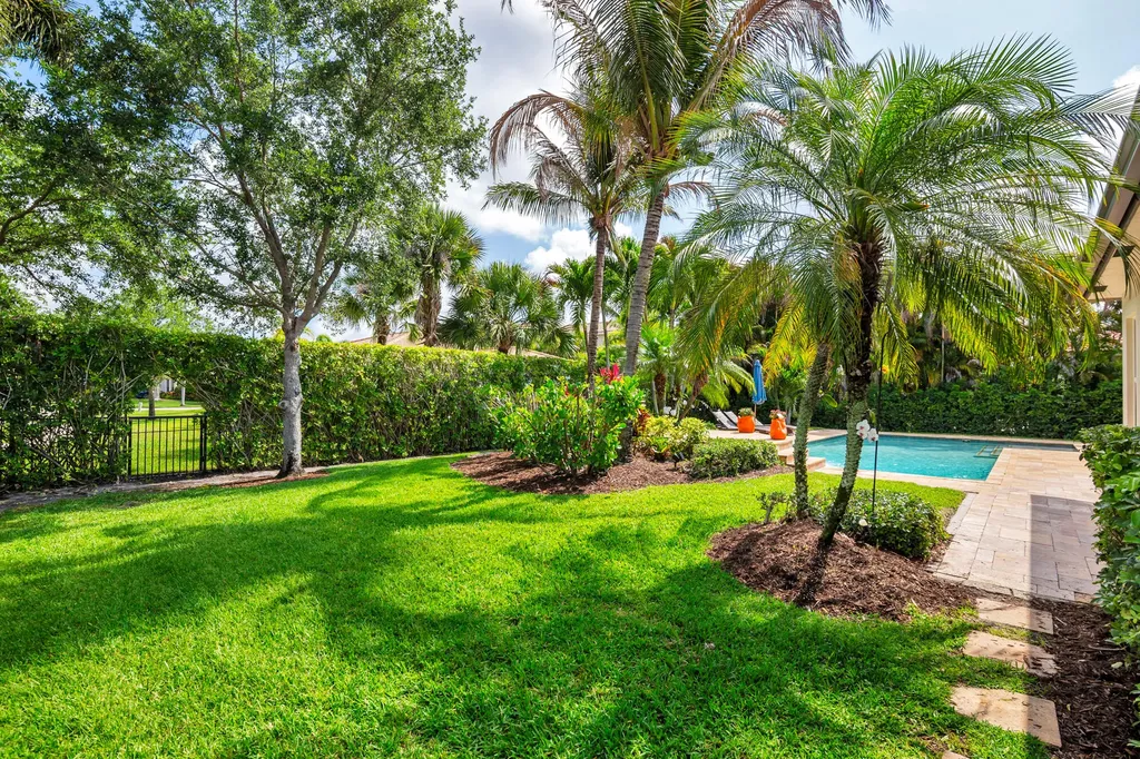 133 Citadel Circle Jupiter FL 33458